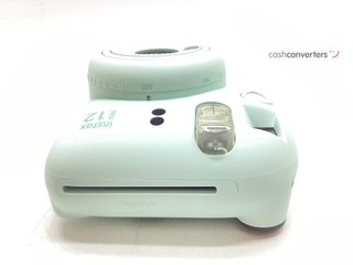 camara instantanea fujifilm instax mini 12