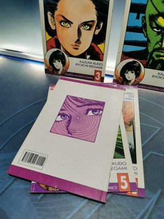 manga cómic MAI la chica con poderes, 5 numeros