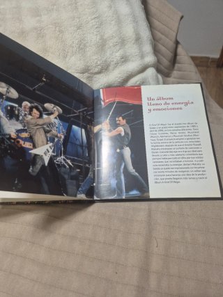 Queen CD edicion de lujo- Kind of magic