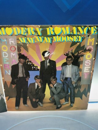 Dos vinilos, Lp + single, Modern Romance