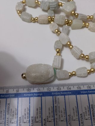 Collana amuleto scarabeo oro bianco