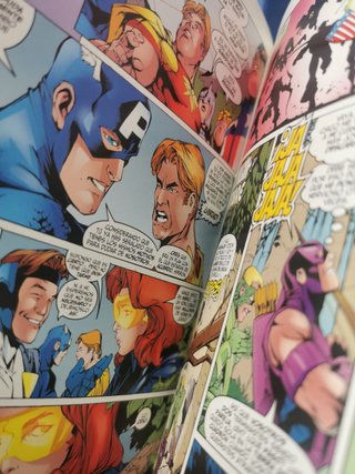 Comic, LOS VENGADORES, Kurt Busiek, George Perez, Carlos Pacheco