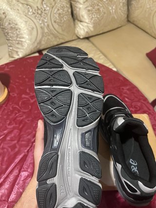 Asics Gel NYC Zapatillas Negras y Grises