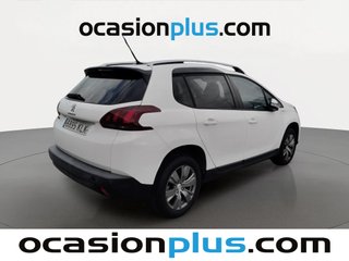 Peugeot 2008 PureTech 82 Style 60 kW (82 CV)