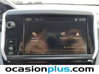 Peugeot 2008 PureTech 82 Style 60 kW (82 CV)
