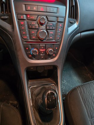 Opel Astra 2016