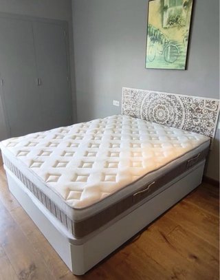 Canape cama blanco y gris