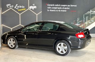Peugeot 407 ¡con 120.000km!