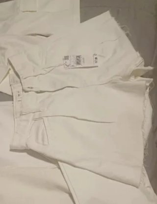 Pantalón corto blanco talla 32