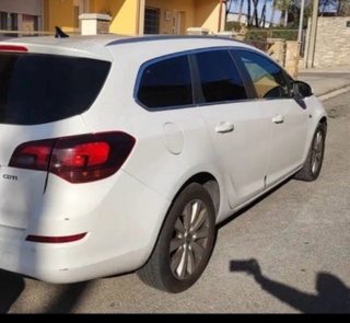 Opel Astra 2011