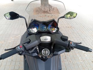 Kymco AK 550 - 11000 km - 2017