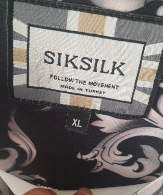 Camiseta SikSilk Talla XL Nueva