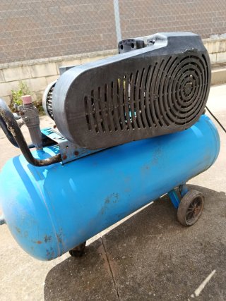 Compresor ABAC 3HP 100L Trifásico