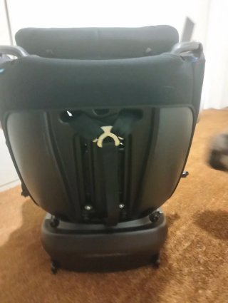 Silla de coche infantil negra