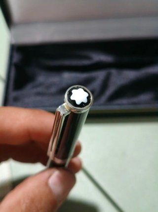 Montblanc Noblesse Oblige Pluma Estilográfica