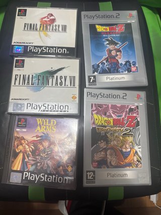 Se vende todo el pack junto por 250 euros