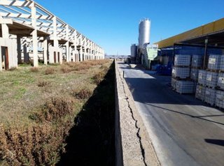 Nave industrial en venta en Quer