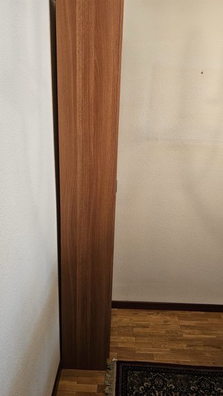 Estanteria con puerta de cristal
