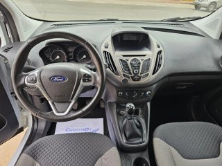 Furgoneta Ford Tourneo Courier