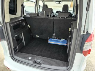 Furgoneta Ford Tourneo Courier