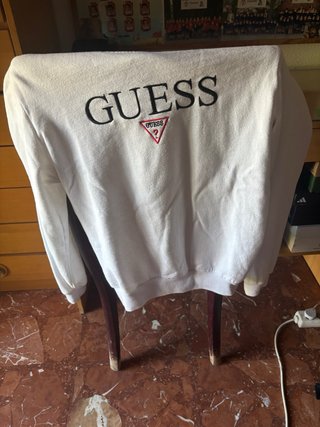 Sudadera Guess Blanca