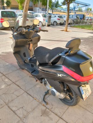 Piaggio 125 Scooter Negra