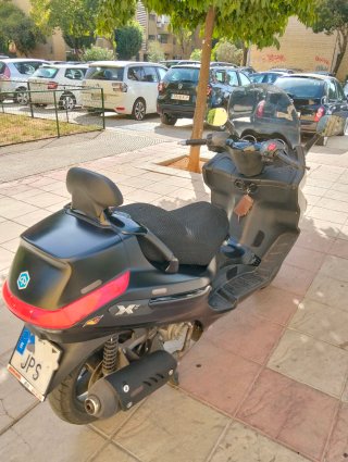 Piaggio 125 Scooter Negra