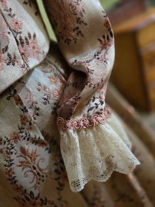 Traje Regional Niña Rosa y BlancoTraje regional