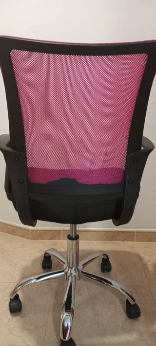 Silla de escritorio ergonómica rosa y negra