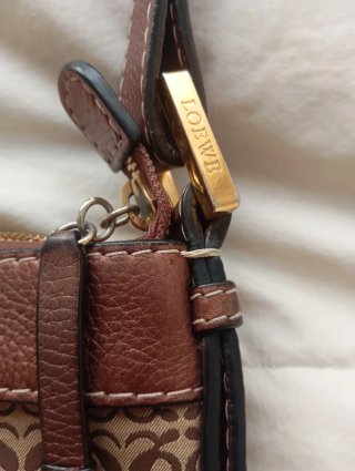 Bolso Loewe Marrón y Dorado