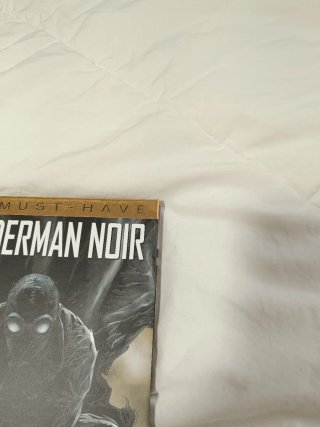 Marvel Must Have. Spiderman Noir. A ESTRENAR