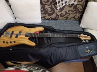 Bajo Luthier 1997