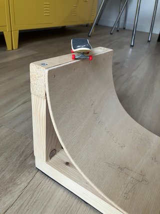 Rampa mini skate + 3 miniskates