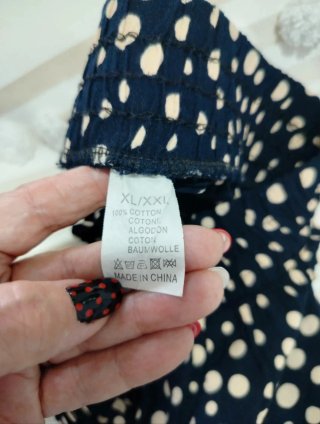 Conjunto pantalón lunares y camiseta rosa