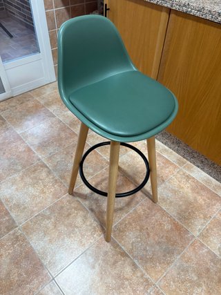 Taburete de cocina verde