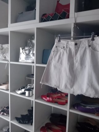 Falda blanca vaquera y regalo 2 prendas