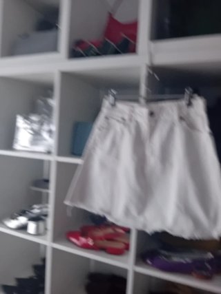 Falda blanca vaquera y regalo 2 prendas
