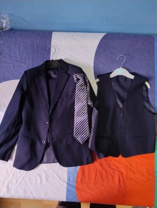 Traje niño azul marino talla 8