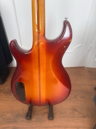 Bajo Yamaha BB1000S Años 80