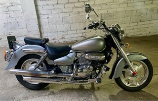Hyosung Aquila 250