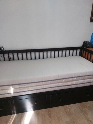 Cama nido Brimnes Ikea. Se encuentra en Madrid
