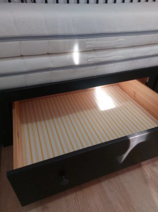 Cama nido Brimnes Ikea. Se encuentra en Madrid
