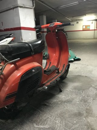 Vespa Primavera 125 – año 1982- original