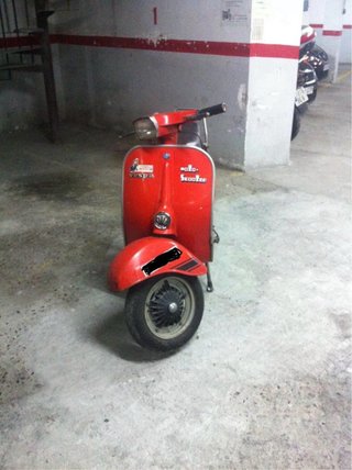 Vespa Primavera 125 – año 1982- original