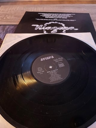 Vinilo Niagara Now or Never Hard Rock