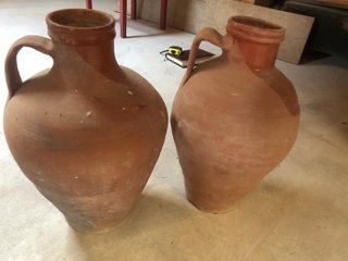 2 cántaros de barro S.XIX