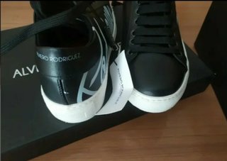 Scarpe nuove casual sportive