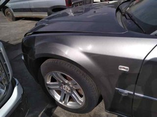 Chrysler 244252 capot 300 c 5.7 v8 hemi