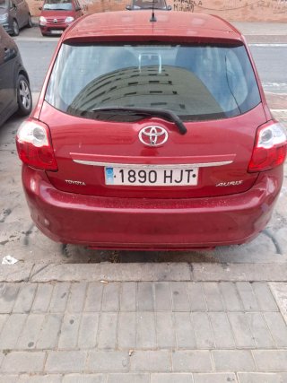 Toyota Auris 2012