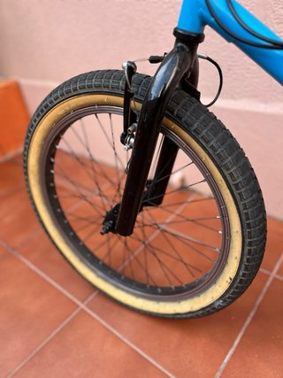 Bicicleta Arena Dirty tipo BMX